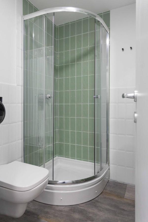 זאגרב Kvaternik Square Rooms מראה חיצוני תמונה
